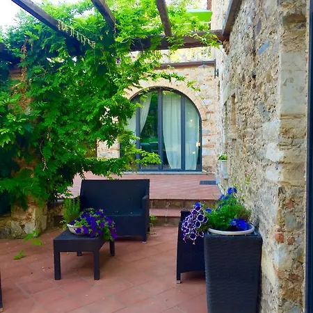 住宿加早餐酒店 Villa Pietrasanta 彼得拉桑塔