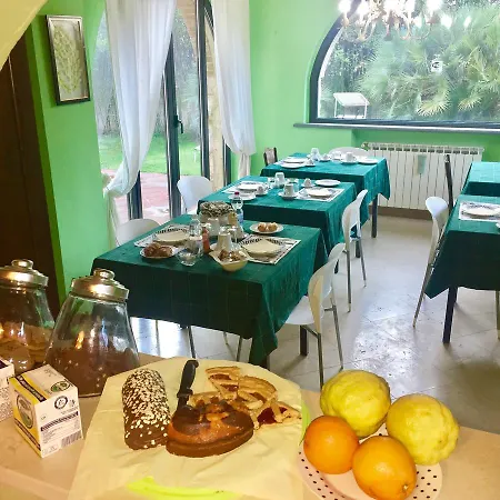Villa Pietrasanta * 彼得拉桑塔